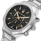 Φωτογραφία του μαύρου καντράν του Maserati Stile R8873642010 χρονογράφου με επίχρυσους δείκτες, υποκαντράν και ένδειξη ημερομηνίας, τζάμάκι από ορυκτό κρύσταλλο ειδικής σκλήρυνσης.