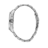 Πλάγια λήψη του Maserati Successo R8873621043 χρονογράφου που αναδεικνύει την κάσα 42mm και το ασημί μπρασελέ από ανοξείδωτο ατσάλι.