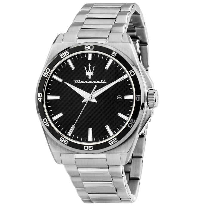 Ανδρικό ρολόι Maserati Velocita R8853152002 με ασημί μπρασελέ από ανοξείδωτο ατσάλι, μαύρο καντράν, ασημένιους δείκτες, ένδειξη ημερομηνίας και κάσα 41mm σε minimal φωτογράφιση υψηλής ευκρίνειας.