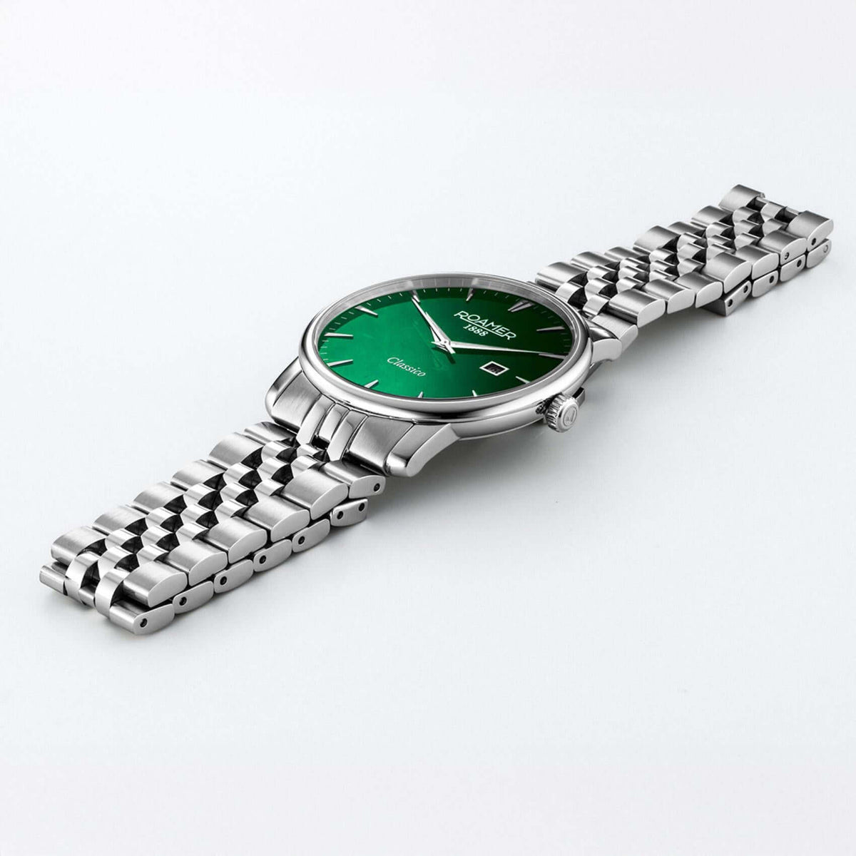 Aνδρικό ρολόι Roamer Classico Gents 971856-41-75-50 με ασημί ατσάλινο μπρασελέ και πράσινο καντράν 40mm.