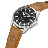 Πλάγια όψη του Timberland Birch Road TDWGB0083101 που αναδεικνύει το καφέ δερμάτινο λουράκι και τη μαύρη κάσα 45 mm.