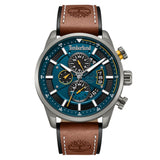 Ανδρικό ρολόι Timberland Calahan TDWGF0095401 με καφέ δερμάτινο λουράκι, μπλε καντράν 46 mm, ένδειξη ημέρας-ημερομηνίας, διπλής ώρας και στεγανότητα 5ATM.