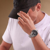 Φορεμένο στον καρπό ανδρικό ρολόι Timberland Ripgorge TDWGI0075204 χρονογράφος με ασημί μπρασελέ και μαύρο καντράν 44 mm.