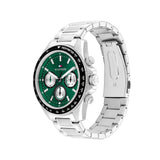 Κοντινό στο πράσινο καντράν του ανδρικού χρονογράφου Tommy Hilfiger Clark 1792211 με υποκαντράν για ημερομηνία, ημέρα και διπλή ώρα.