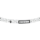 Ανδρικό βραχιόλι Maserati Diamonds JM125ATY21 ασημί ατσάλινο με μαύρο κεραμικό, διαμαντάκια και μάυρη τρίαινα, κοντινή λήψη.