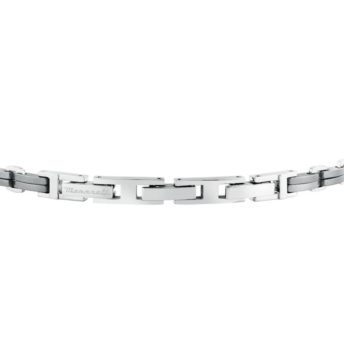 Λεπτομέρεια του κλεισίματος στο βραχιόλι Maserati Titanium JM426AXF06 από τιτάνιο