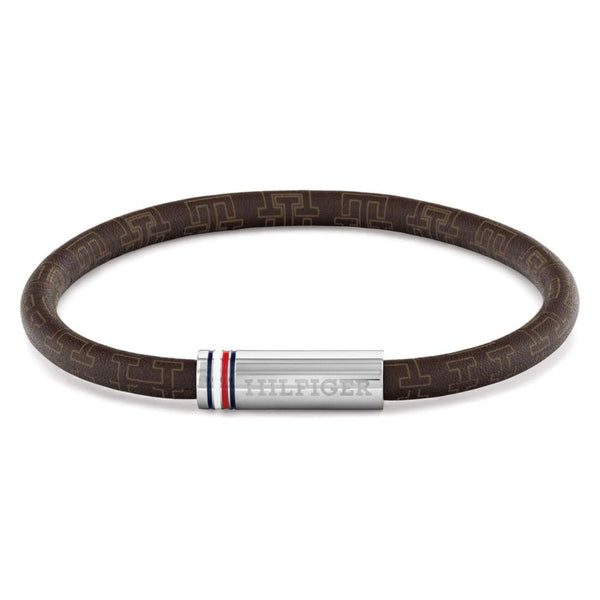 Ανδρικό βραχιόλι Tommy Hilfiger 2790703 δερμάτινο σε καφέ χρώμα με ατσάλινο κούμπωμα σε ασημί χρώμα και ρυθμιζόμενο μήκος 18-22cm.