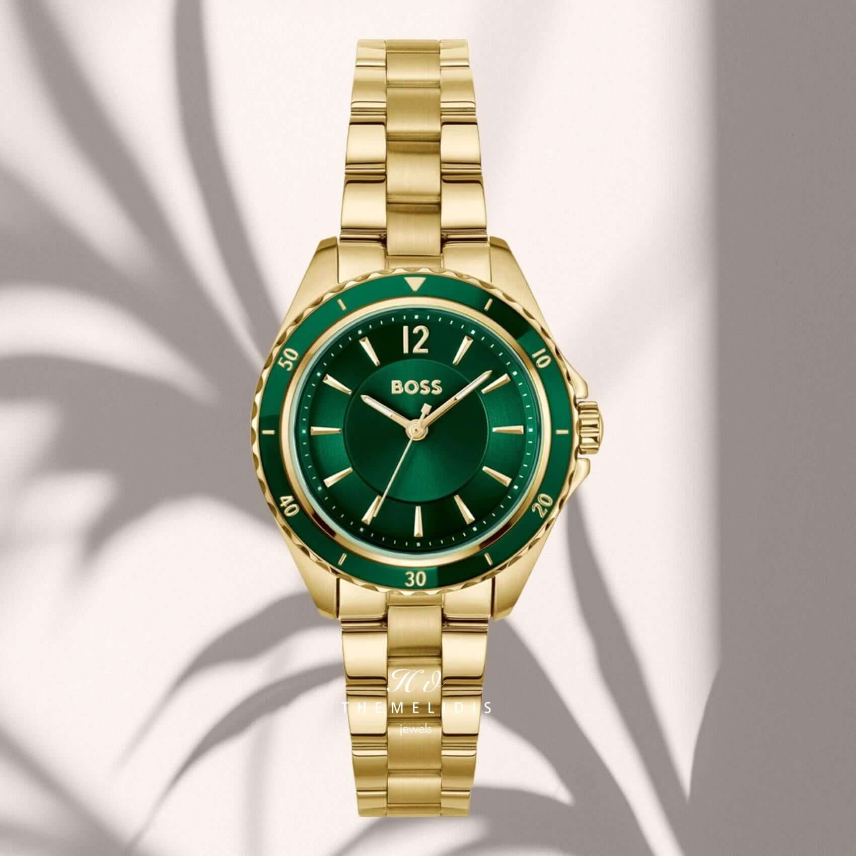 Boss 1502849 γυναικείο ρολόι Sage Aqua με χρυσό μπρασελέ, πράσινο καντράν 30mm και χρυσές λεπτομέρειες.