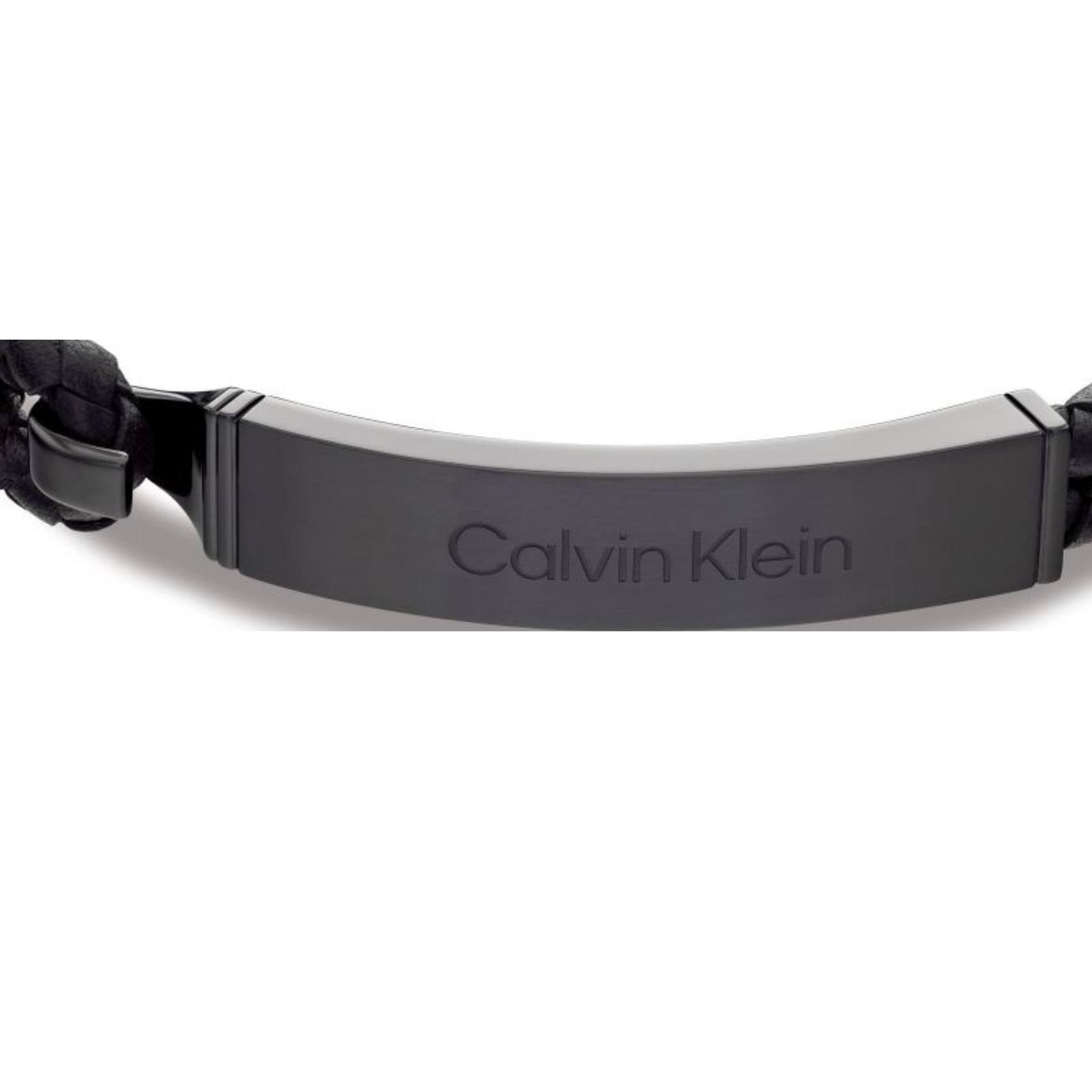Ανδρικό βραχιόλι Calvin Klein 35000406 από μαύρο δέρμα με μαύρη αγκράφα.
