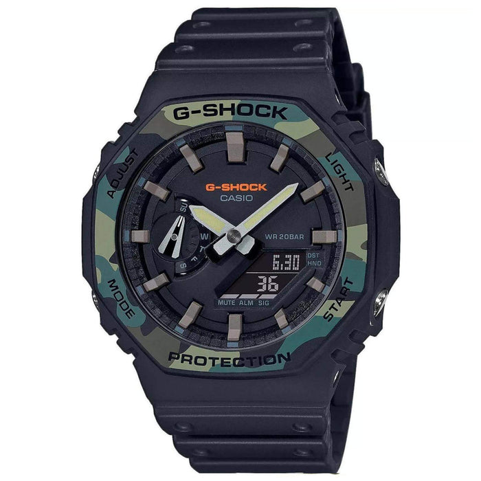 Ρολόι χρονογράφος Casio G-Shock GA-2100SU-1AER με μαύρο καουτσούκ λουράκι, μαύρο καντράν με camouflage μεγέθους 45.4mm anadigi κατάλληλο για καταδύσεις.