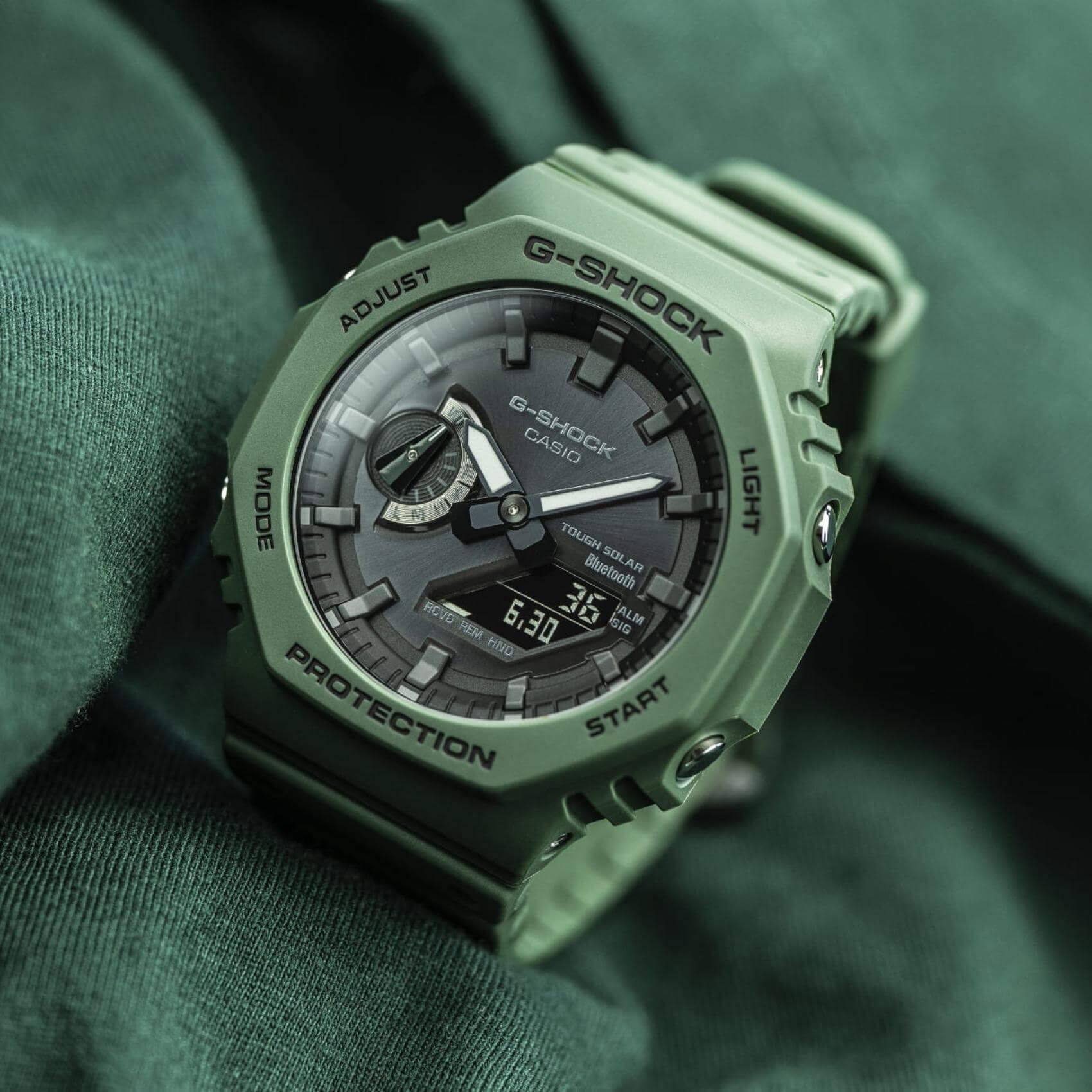 Ρολόι Casio G-Shock GA-B2100-3AER Solar με πράσινο καουτσούκ λουράκι και μαύρο καντράν διαμέτρου 48,5mm σε οκτάγωνο σχημα