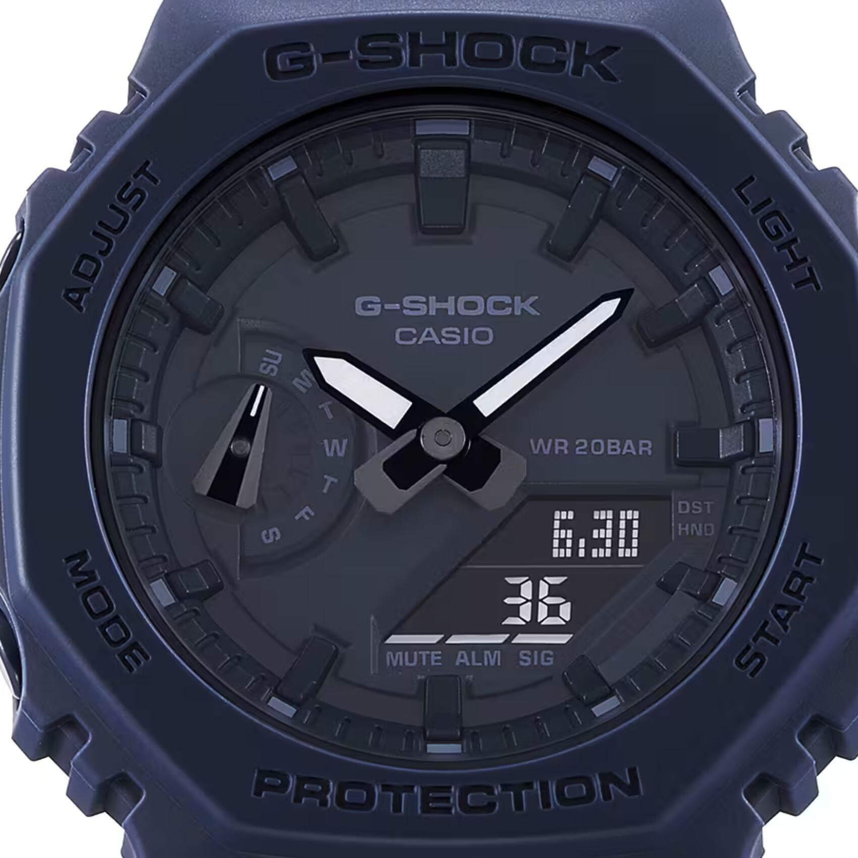 Ρολόι χρονογράφος Casio G-Shock GMA-S2100BA-2A1ER που συνδυάζει μπλε λουράκι από καουτσούκ και μπλε καντράν διαμέτρου 42.9mm.