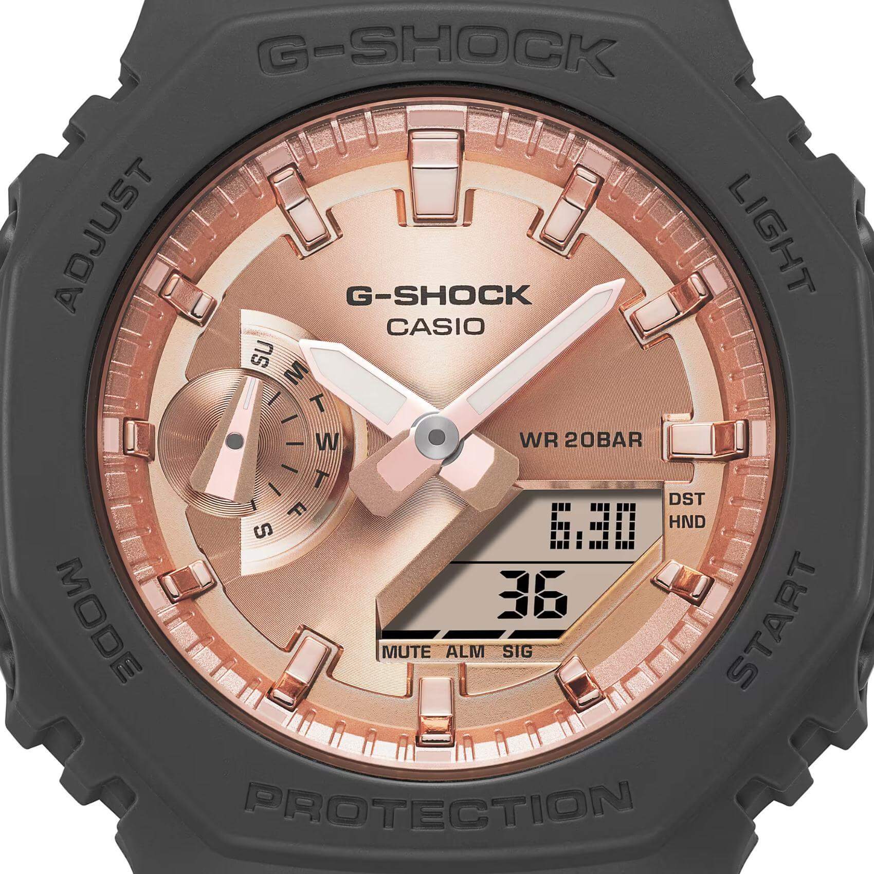 Ρολόι χρονογράφος Casio G-Shock GMA-S2100MD-1AER που συνδυάζει μαύρο λουράκι από καουτσούκ και ροζ χρυσό καντράν διαμέτρου 42.9mm.