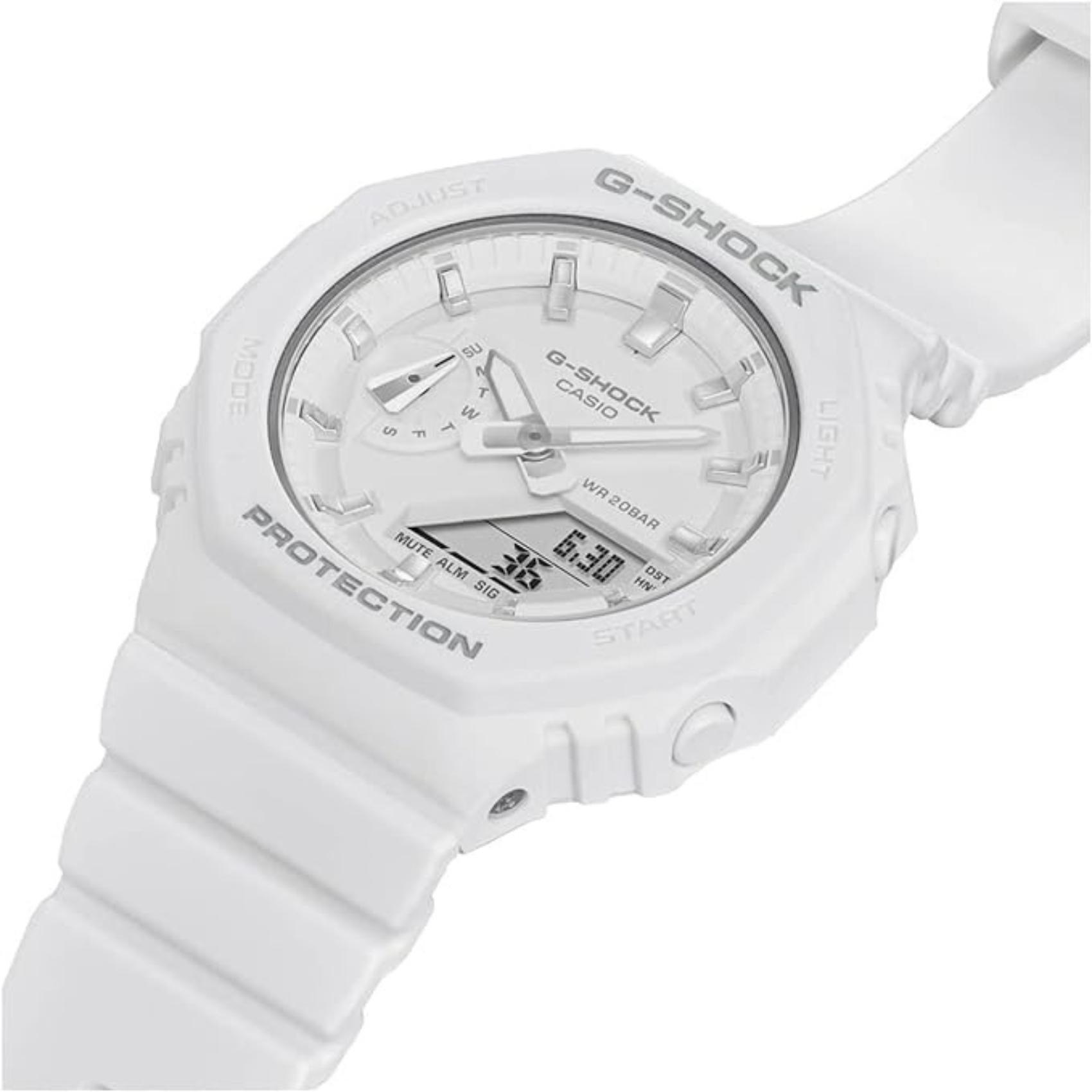 Ρολόι χρονογράφος Casio G-Shock GMA-S2100-7AER με λευκό καουτσούκ λουράκι, λευκό καντράν σε οκτάγωνο σχημα με ψηφιακή ένδειξη και στεγανότητα 20ATM-200Μ.