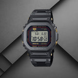 Ανδρικό ρολόι Casio G-Shock Pro MRG-B5000B-1DR με μαύρο μπρασελέ τιτανίου και μαύρο ψηφιακό καντράν.