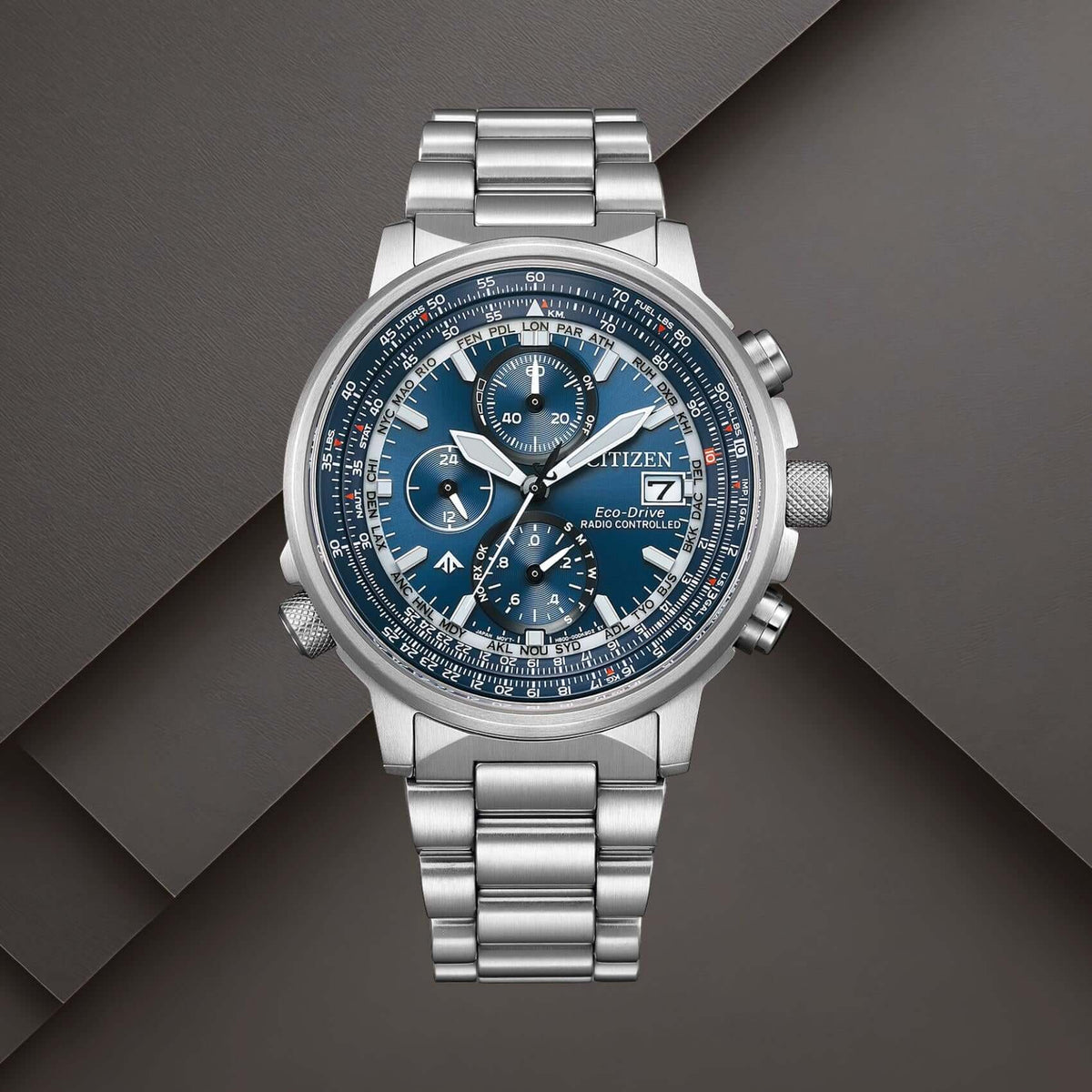 Citizen AT8300-58L ανδρικό ρολόι Promaster Sky με ασημί μπρασελέ, μπλε καντράν 41mm και χρονογράφο.