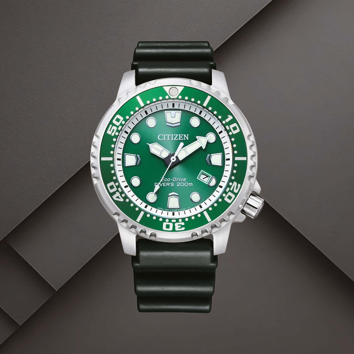 Καταδυτικό ρολόι Citizen Promaster Eco-Drive BN0158-18X με πράσινο καντράν 44mm, μαύρο λουράκι και περιστρεφόμενη στεφάνη.