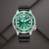 Καταδυτικό ρολόι Citizen Promaster Eco-Drive BN0158-18X με πράσινο καντράν 44mm, μαύρο λουράκι και περιστρεφόμενη στεφάνη.