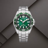 Καταδυτικό ρολόι Citizen Promaster Eco-Drive Divers BN0269-50W με πράσινο καντράν 41mm, ασημί μπρασελέ και περιστρεφόμενη στεφάνη.