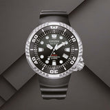 Καταδυτικό ρολόι Citizen Promaster Professional Diver 300 BN1024-01E με μαύρο καντράν 46mm και μαύρο λουράκι από καουτσούκ.