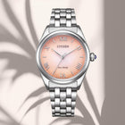 Γυναικείο Ρολόι Citizen L EM1140-80X με Ασημί Μπρασελέ & Ροζ Καντράν