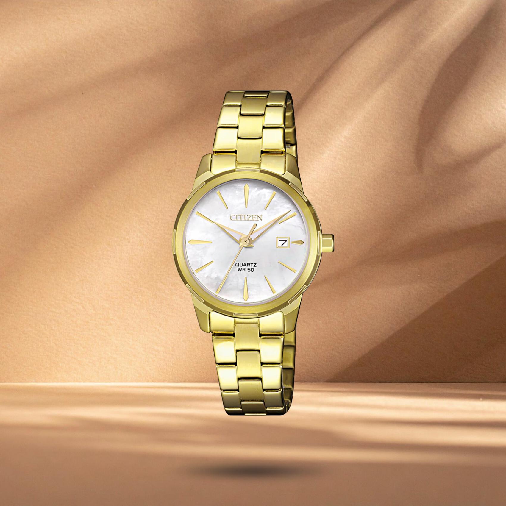 Γυναικείο ρολόι Citizen Elegance EU6072-56D με λευκό φίλντισι καντράν 28mm, στεγανότητα 5ATM και χρυσό μπρασελέ από επιχρυσωμένο ανοξείδωτο ατσάλι