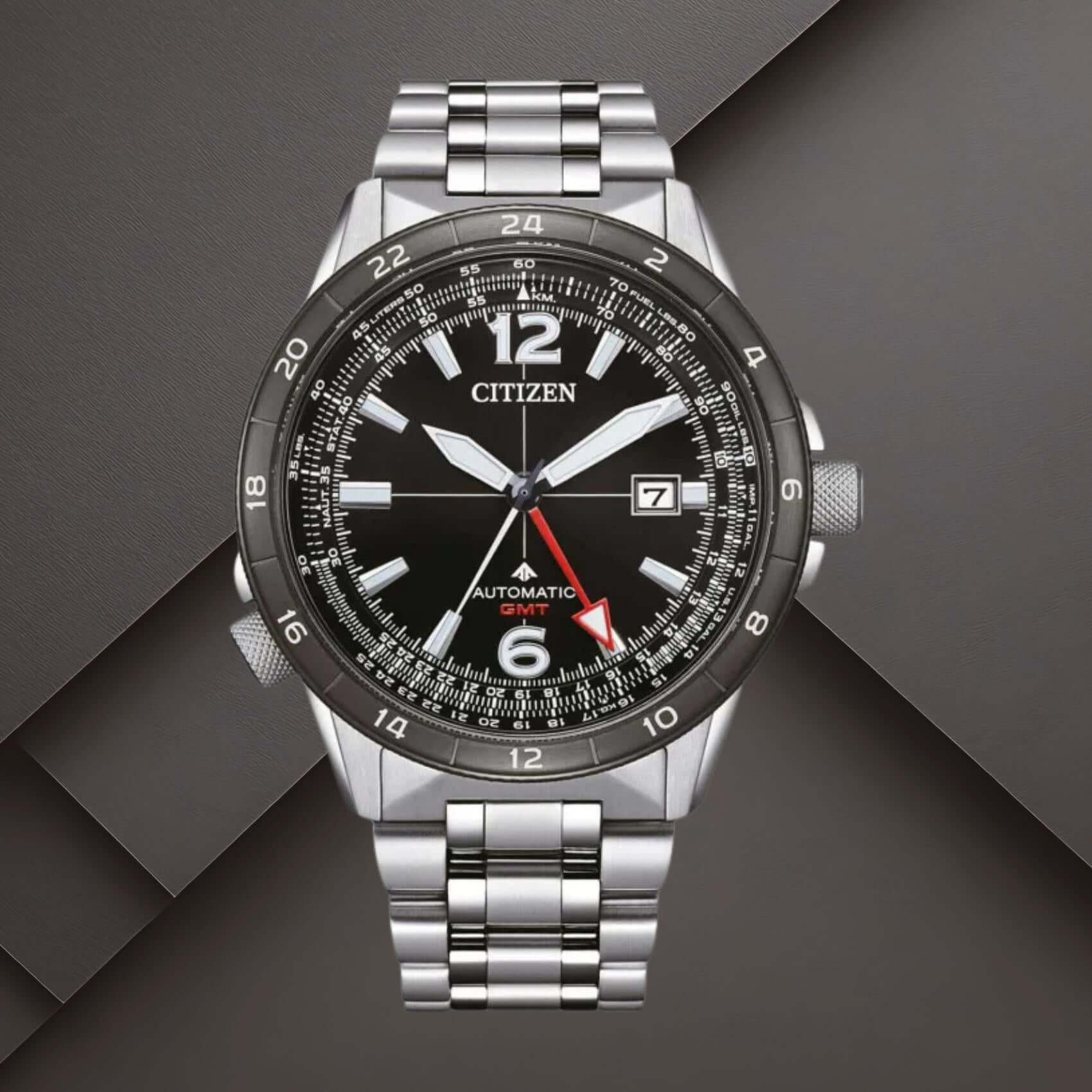 Citizen NB6046-59E ανδρικό ρολόι Promaster Mechanical GMT με ασημί ατσάλινο μπρασελέ, μαύρο καντράν 44.5mm και αχάρακτο ζαφείρι.