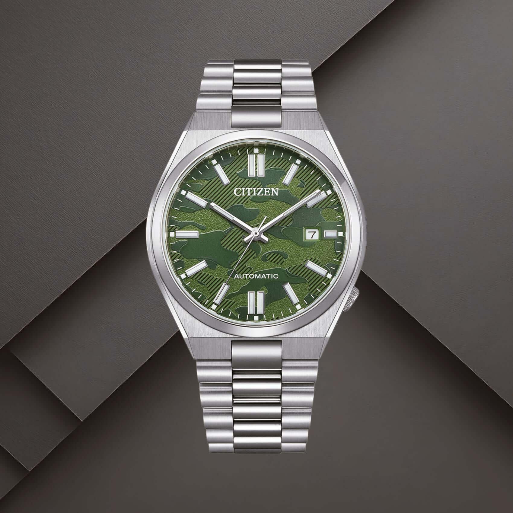 Ανδρικό αυτόματο ρολόι Citizen Tsuyosa NJ0159-86X με πράσινο καντράν 40mm, ένδειξη ημερομηνίας και ασημί μπρασελέ.