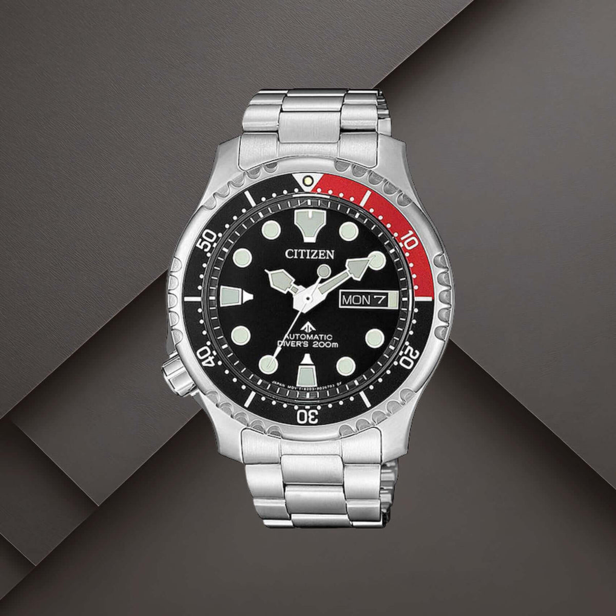 Citizen NY0085-86EE ανδρικό ρολόι Promaster Divers με ασημί ατσάλινο μπρασελέ, μαύρο καντράν 42mm και δίχρωμη περιστρεφόμενη στεφάνη.