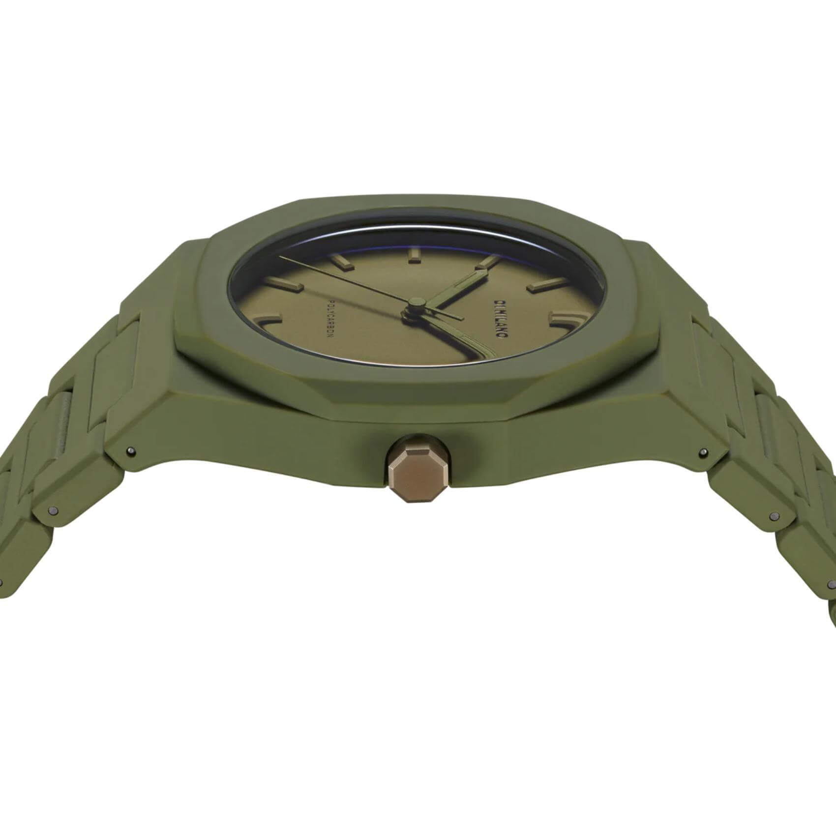 Αντρικό ρολόι D1 Milano Military Green D1-PCBJ22 με χακί polycarbonate μπρασελέ και χακί καντράν 40.5mm με οκτάγωνο σχήμα.