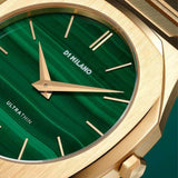 Αντρικό ρολόι D1 Milano Ultra Thin Malachite D1-UTBJ30 με χρυσό ατσάλινο μπρασελέ και καντράν από πράσινο μαλαχίτη 40mm με οκτάγωνο σχήμα.