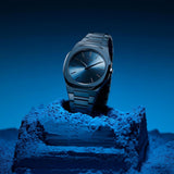 Αντρικό ρολόι D1 Milano Ultra Thin Midnight D1-UTBJ21 με μπλε ατσάλινο μπρασελέ και μπλε καντράν 40mm με οκτάγωνο σχήμα.
