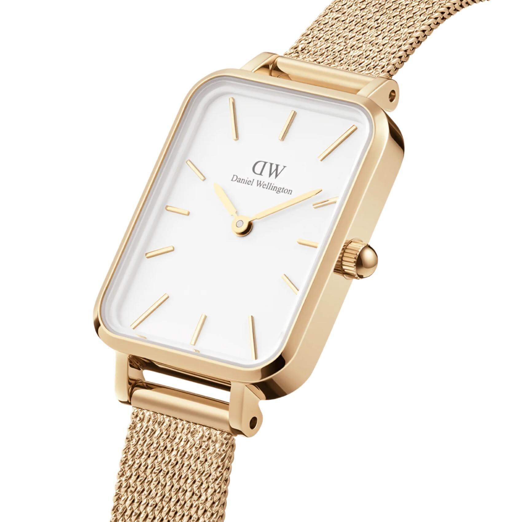 Ρολόι Daniel Wellington Quadro Evergold DW00100556 με χρυσό ατσάλινο μπρασελέ, άσπρο καντραν, μηχανισμό μπαταρίας και τετράγωνο σχήμα διάβροχο στις 3ΑΤΜ-30Μ.