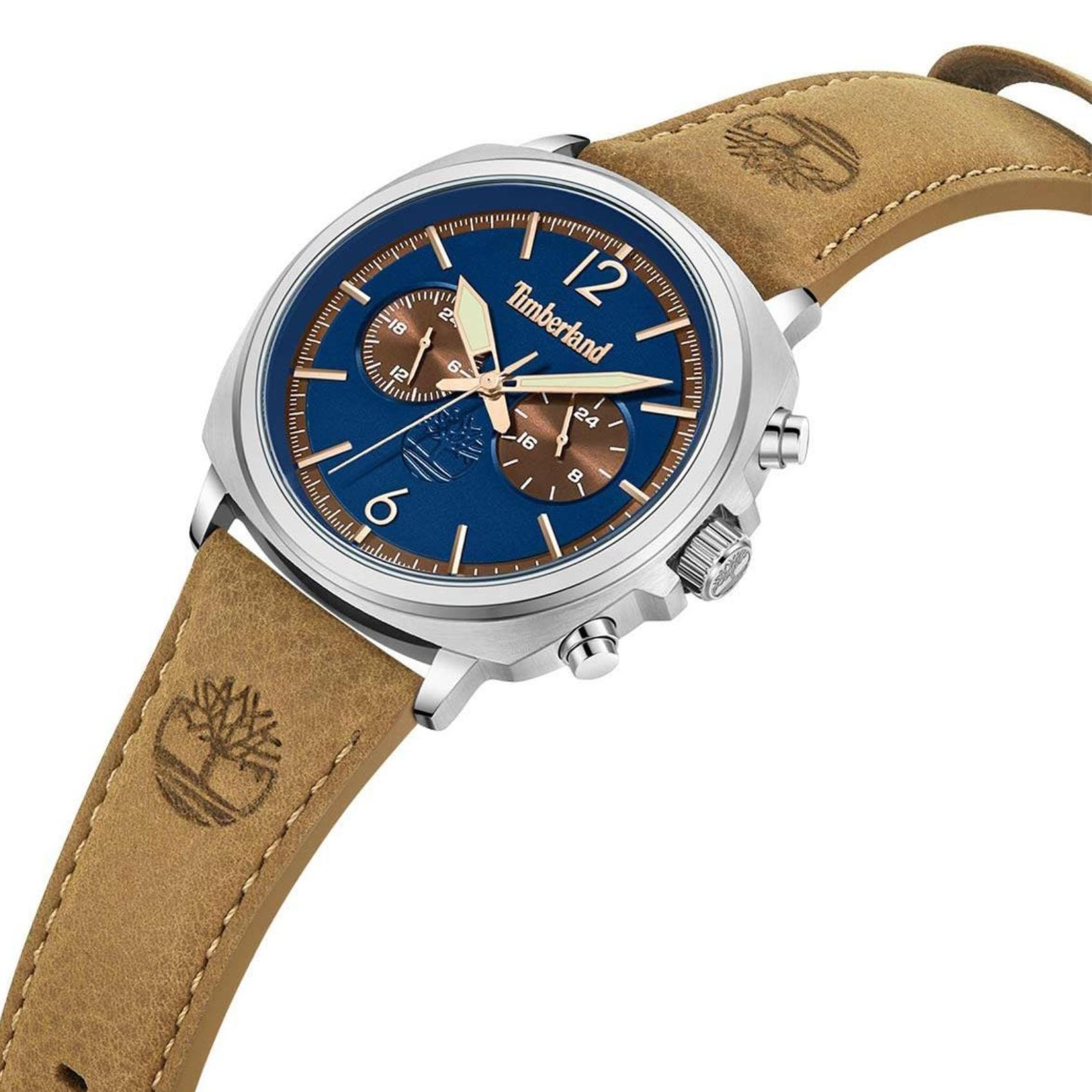 Αντρικό ρολόι Timberland Williston Small TDWGF0028204 Dual Time με ταμπά δερμάτινο λουράκι και μπλε καντράν διαμέτρου 43.5mm με ημερομηνία.