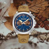 Αντρικό ρολόι Timberland Williston Small TDWGF0028204 Dual Time με ταμπά δερμάτινο λουράκι και μπλε καντράν διαμέτρου 43.5mm με ημερομηνία.