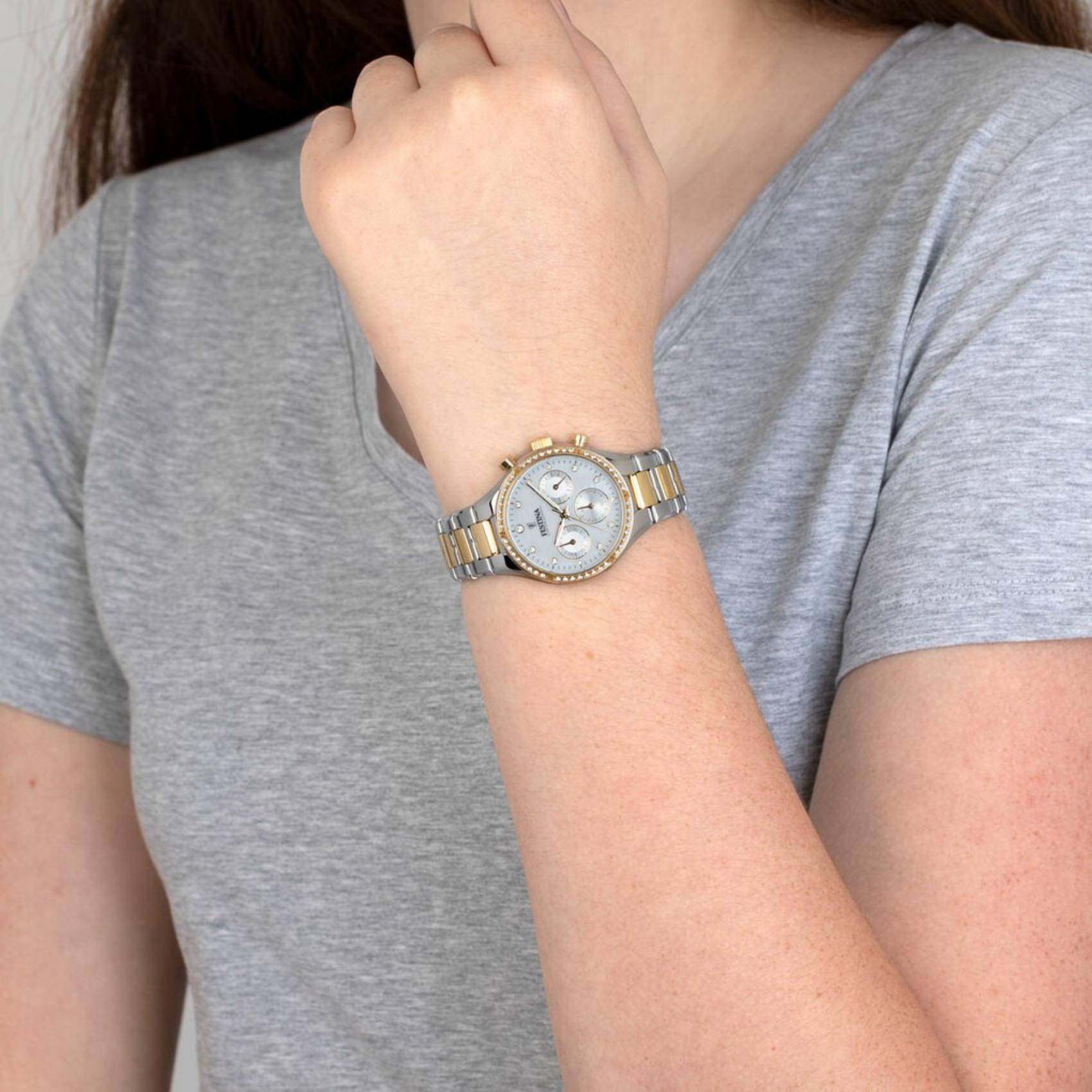 Αδιάβροχο ρολόι Festina Boyfriend F20402/1 με δίχρωμο μπρασελέ, λευκό καντράν με χρονογράφους και ένδειξη ημέρας/ημερομηνίας και στεφάνι διαμέτρου 36mm.