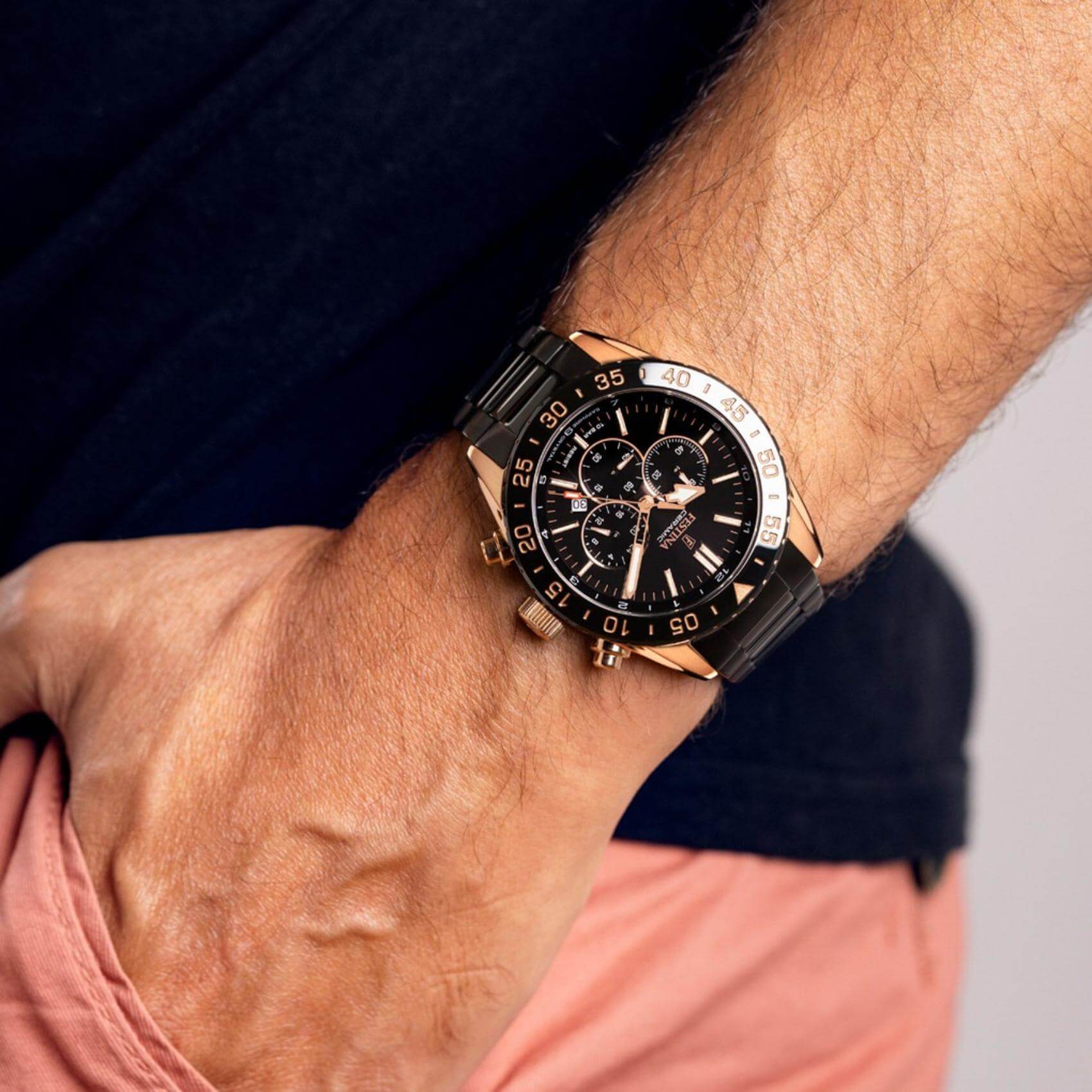 Αντρικό ρολόι Festina Ceramic F20578/1 με μαύρο ατσάλινο μπρασελέ, μαύρο καντραν, μηχανισμό μπαταρίας με ένδειξη ημερομηνίας και λειτουργία χρονογράφου, στρογγυλό στεφάνι με διάμετρο 44mm, αδιάβροχο στις 10ΑΤΜ-100Μ.