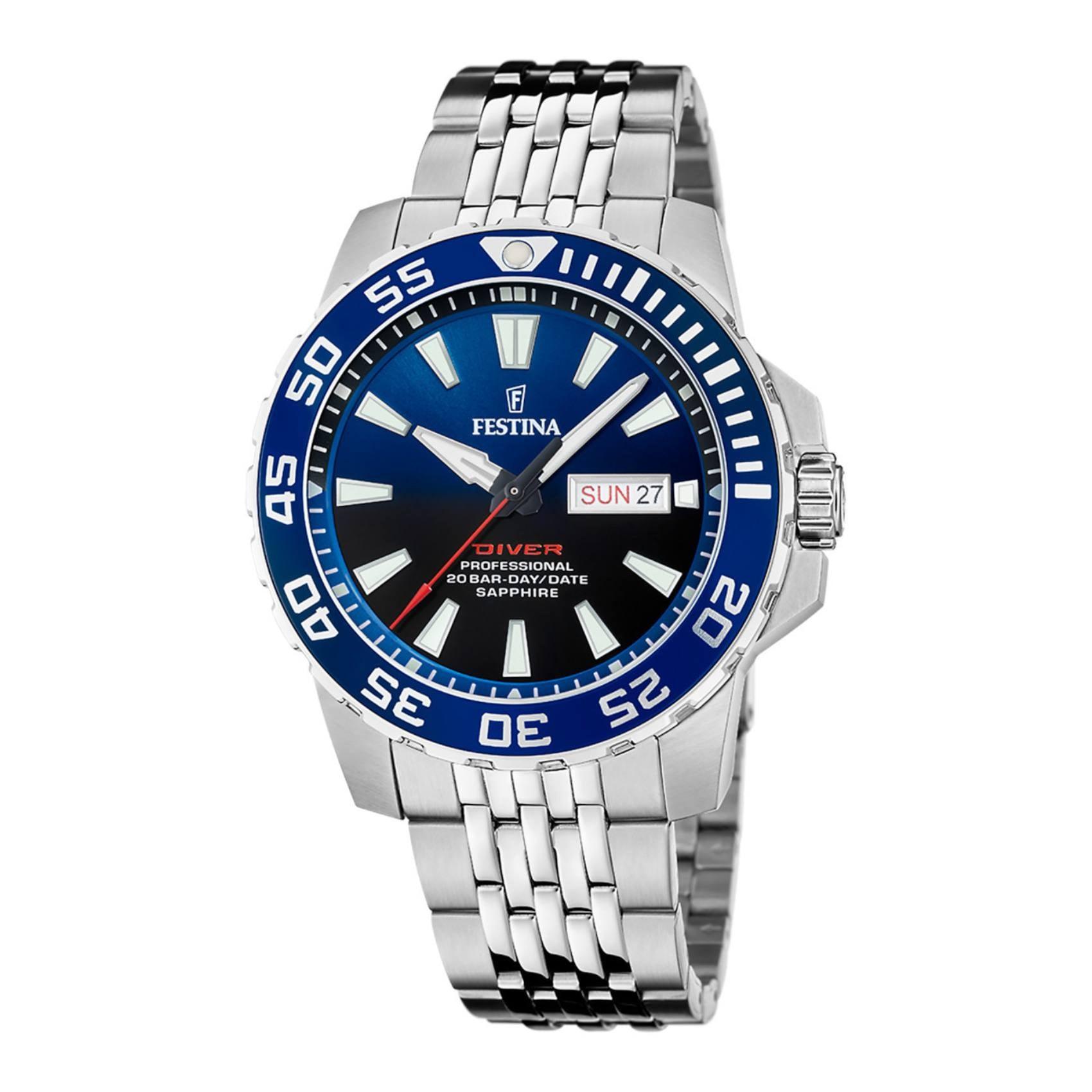 Καταδυτικό ρολόι Festina Diver F20661/1 με ένδειξη μερομηνίας/ημέρας, ασημί μπρασελέ, μπλε καντράν και στεφάνι διαμέτρου 45mm.