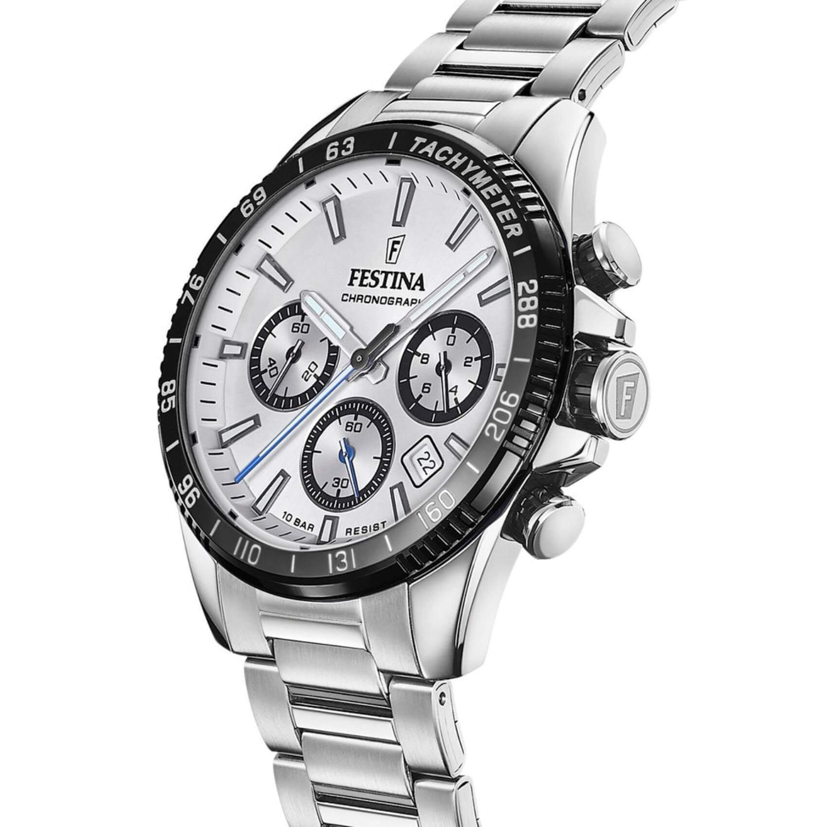 Ρολόι Festina F20560/1 χρονογράφος με ασημί ατσάλινο μπρασελέ, άσπρο καντραν, μηχανισμό μπαταρίας, στρογγυλό στεφάνι με διάμετρο 45mm και ένδειξη ημερομηνίας αδιάβροχο στις 10ΑΤΜ-100Μ.