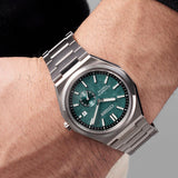 Ανδρικό ρολόι Citizen Automatic Super Titanium Zenshin NJ0180-80X φορεμένο στο χέρι με κομψό, καθημερινό στυλ