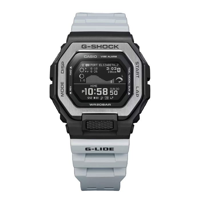 Ρολόι με λειτουργίες προπόνησης Casio G-Lide G-Shock GBX-100TT-8ER με γκρι καουτσούκ λουράκι και μαύρο καντράν διαμέτρου 46mm σε τετράγωνο σχημα.