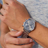 Ρολόι Gant Cleveland G132003 χρονογράφος με ασημί ατσάλινο μπρασελέ και γκρι καντράν διαμέτρου 43.5mm.