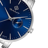 Ρολόι Gant Park Hill III G105004 με ασημί ατσάλινο μπρασελέ και μπλε καντράν διαμέτρου 41.5 mm με ασημί δείκτες και ημερομηνία.
