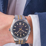 Αντρικό ρολόι Gant Sussex 44 G166009 με δίχρωμο ασημί-χρυσό ατσάλινο μπρασελέ με μαύρο καντράν διαμέτρου 43.5mm.