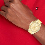 Γυναικείο ρολόι Tommy Hilfiger Kenzie 1782556  με χρυσό ατσάλινο μπρασελέ και χρυσό καντράν διαμέτρου 40mm με ζιργκόν.