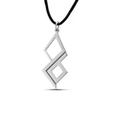 Γούρι κολιέ 2026 από ασήμι 925 με γεωμετρικό συνεχές σχέδιο και μαύρο κορδόνι 45–55 cm, σε minimal αισθητική