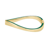 Γυναικεία χειροπέδα βραχιόλι Lacoste 2040543 σε χρυσό χρώμα από ανοξείδωτο ατσάλι διακοσμημένο με πράσινο σμάλτο, λεπτομέρεια