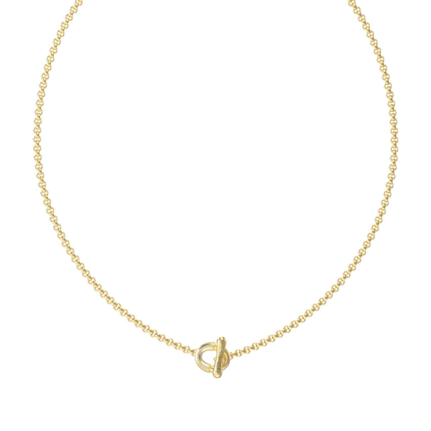 Λεπτομέρεια από το γυναικείο κολιέ Guess Majorelle JUBN05371JWYGT/U σε χρυσό χρώμα με σχέδιο και λογότυπο.