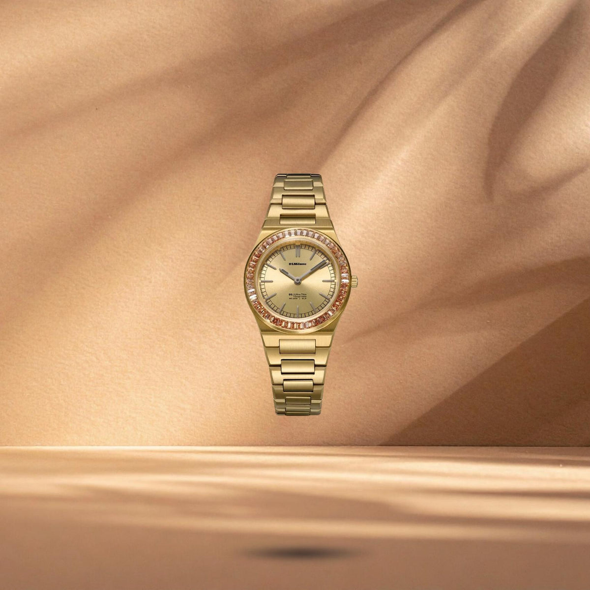 Γυναικείο ρολόι D1 Milano Ultra Thin 1970 Clear Fusion D1-UCBL01 με χρυσό μπρασελέ, χρυσό καντράν 30mm