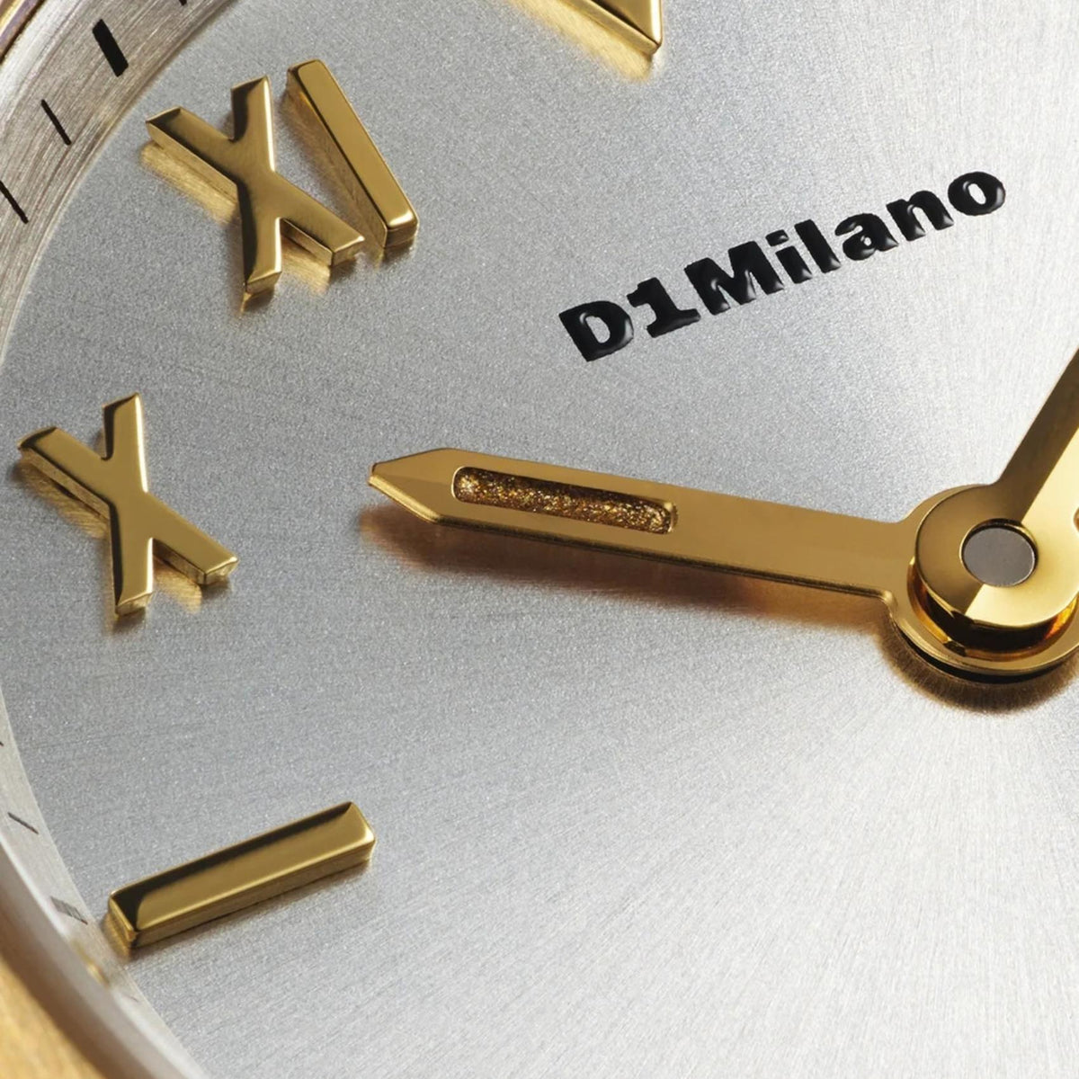 Ασημί καντράν California ρολογιού D1 Milano Ultra Thin 1970 D1-UHBL04 διαμέτρου 28mm